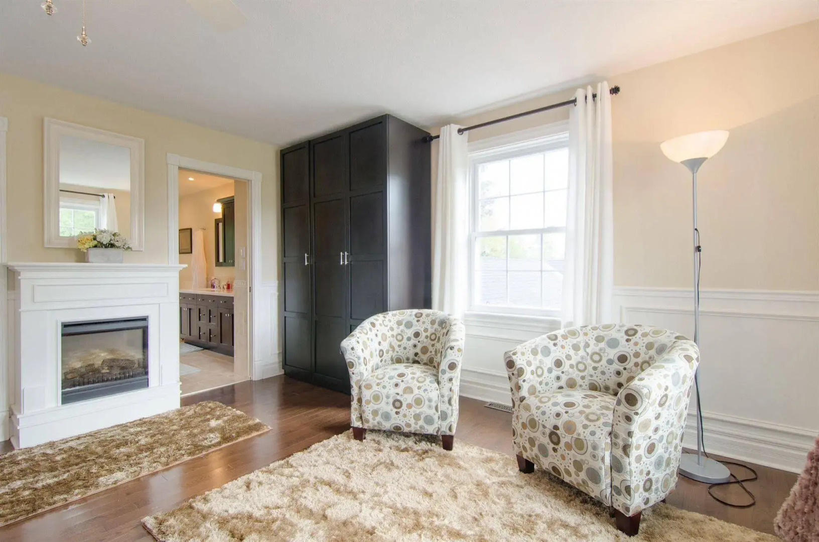 Windsong Manor Bed & Breakfast