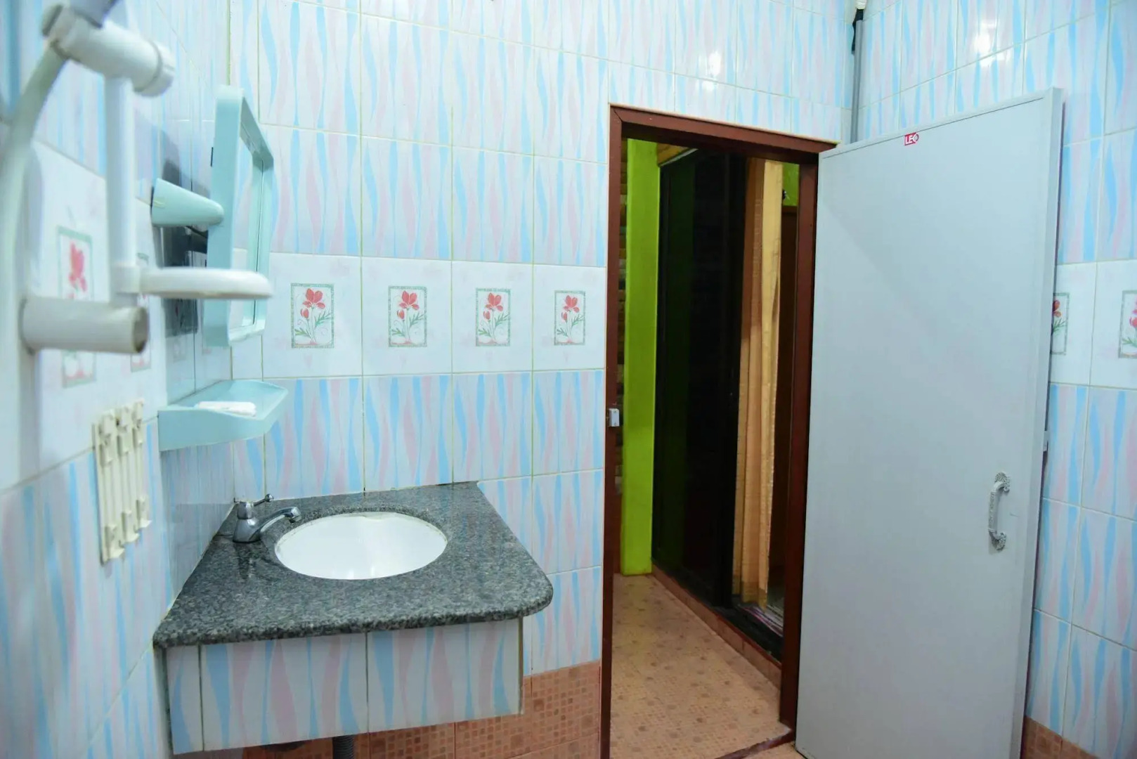 Ban Pak Montri Measot