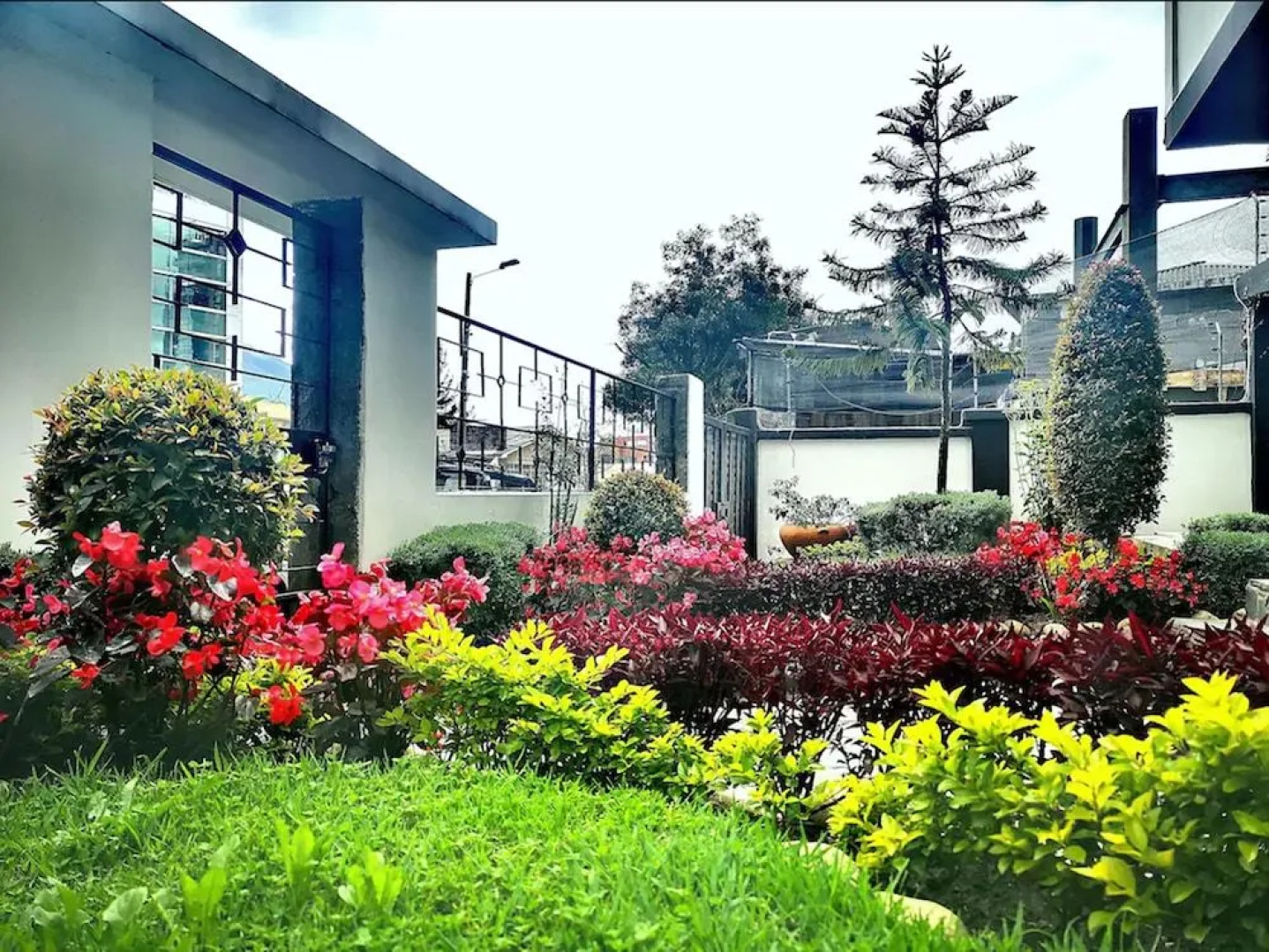 Hotel Muros Quito