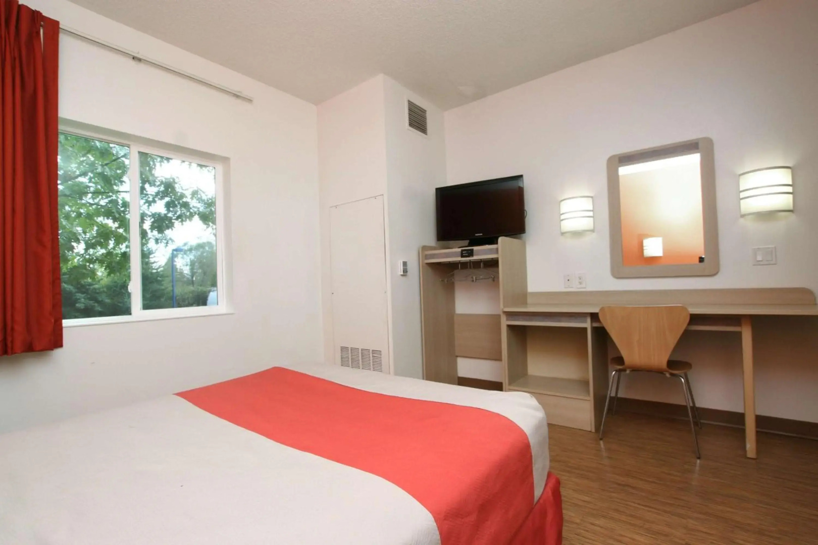 Motel 6 Colchester, VT - Burlington