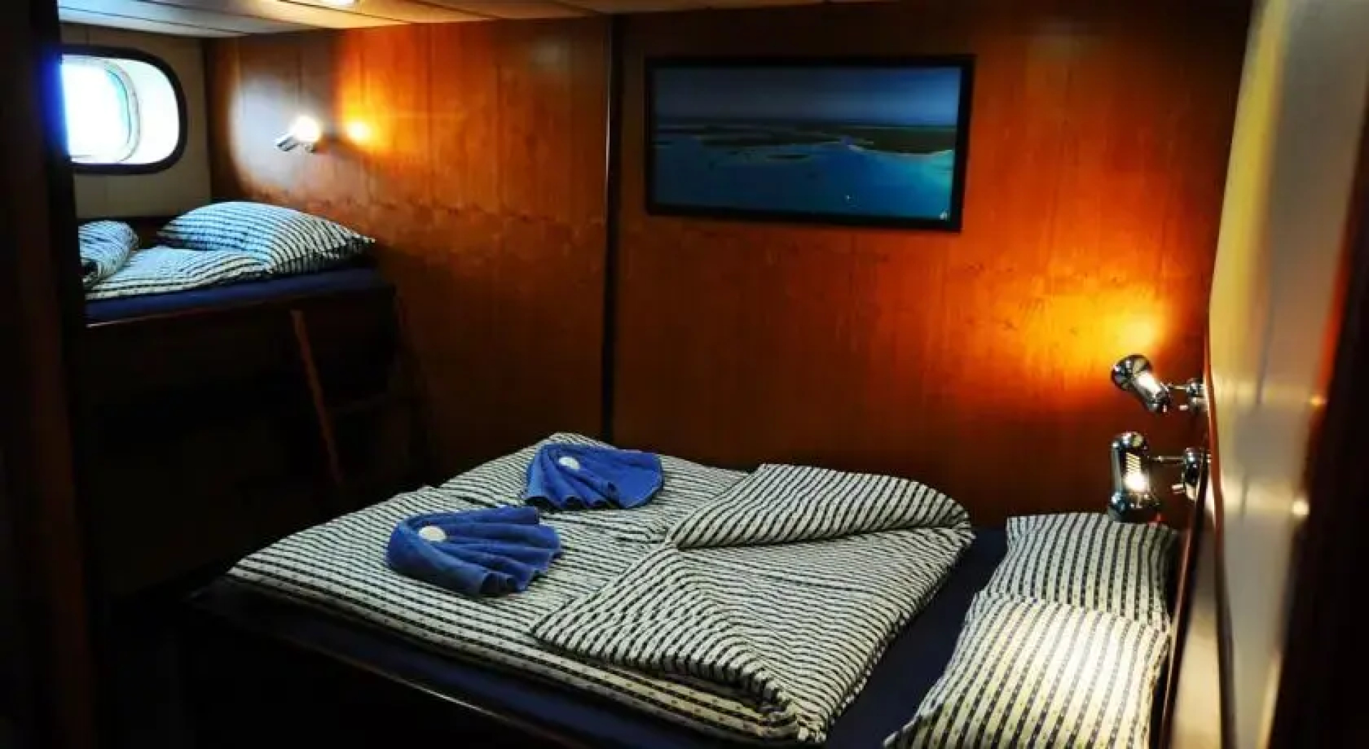 Sea Star and Sea Bird - Silhouette Cruises Ltd.