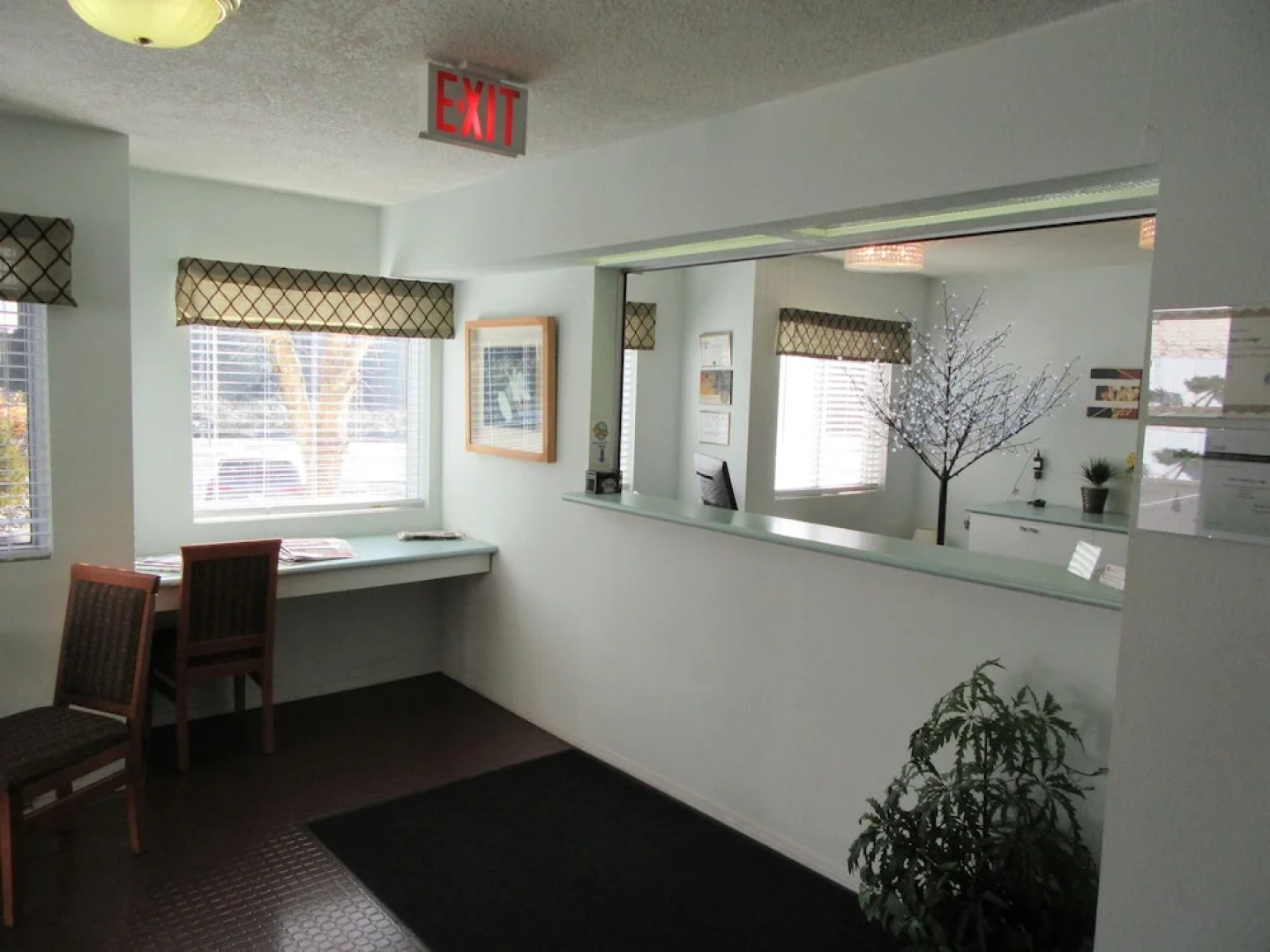 Lake Cowichan Lodge