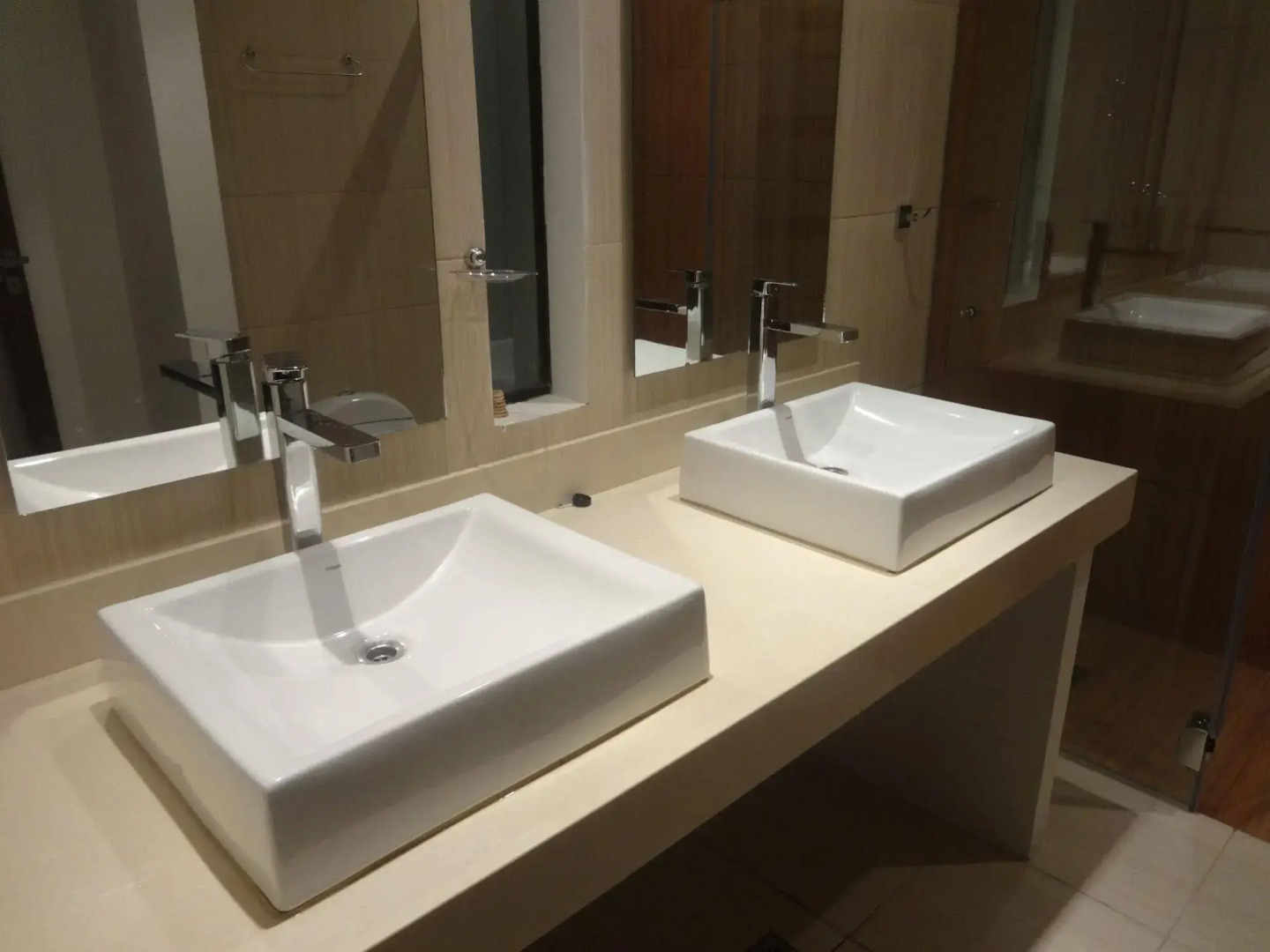 Santa Cruz Backpacker Hostel