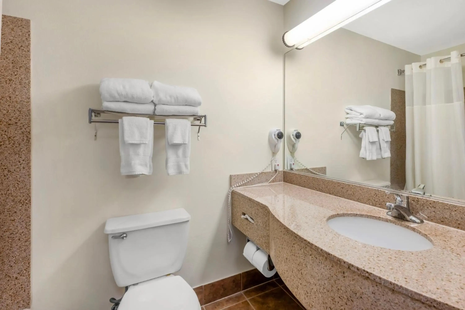 Clarion Pointe Sioux Falls Airport