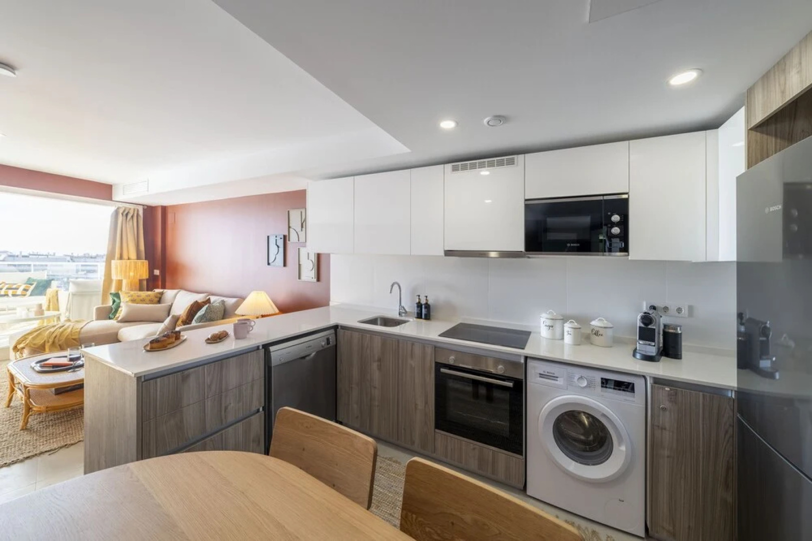 Gran Canet 2BR - Sea Views, Pools & Gym