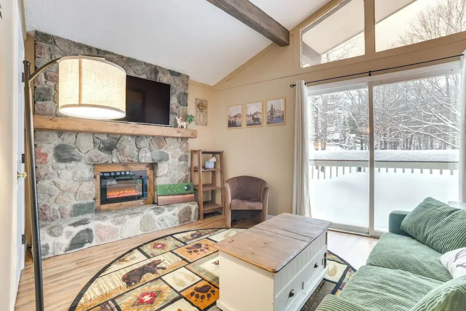 Private Hot Tub & Deck: Gaylord Family Home!