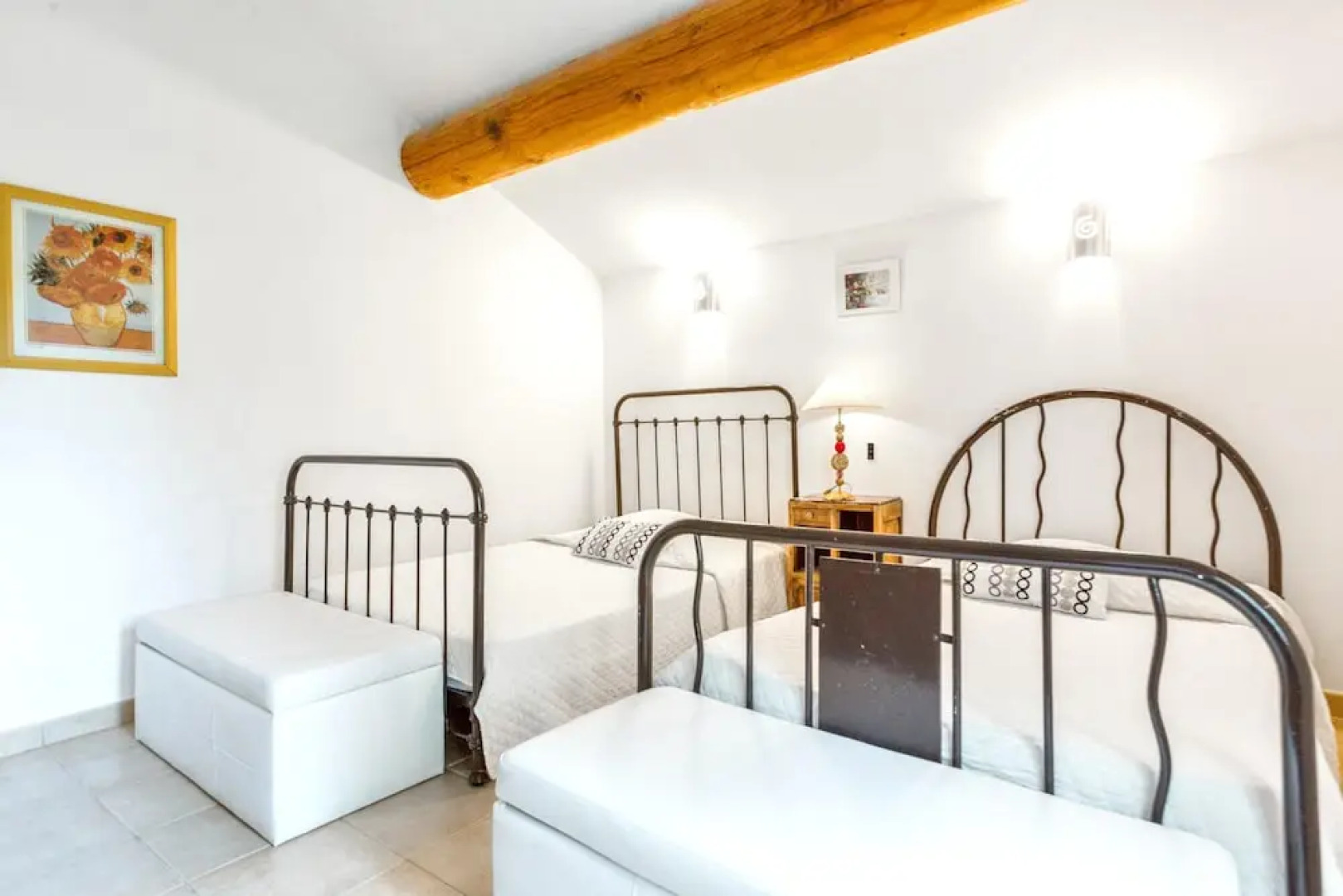 Villa with 3 Bedrooms in Beaumes-De-Venise, with Private Pool, Enclosed Garden And Wifi