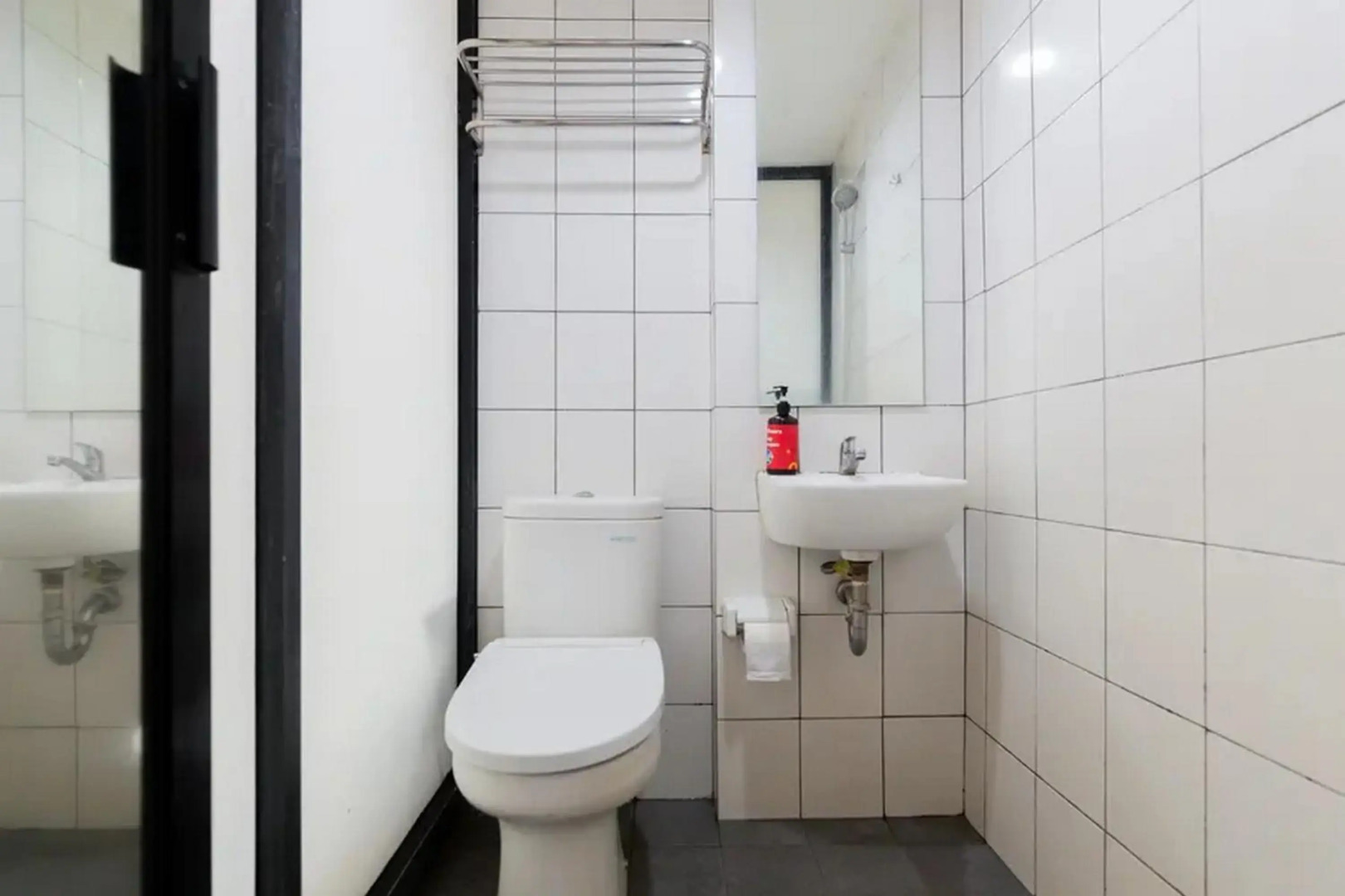 RedDoorz Plus near ICE BSD 2