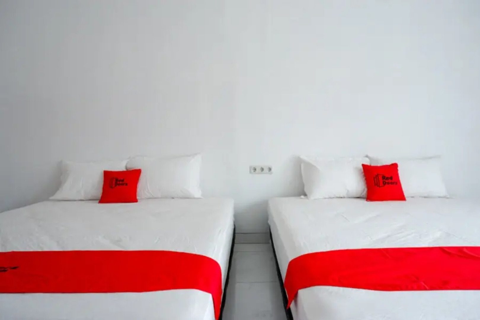 RedDoorz Syariah near Universitas Muhammadiyah Surakarta