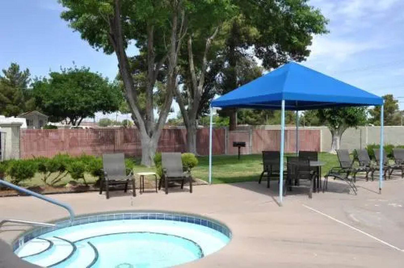 Las Vegas Camping Resort Cabin 3