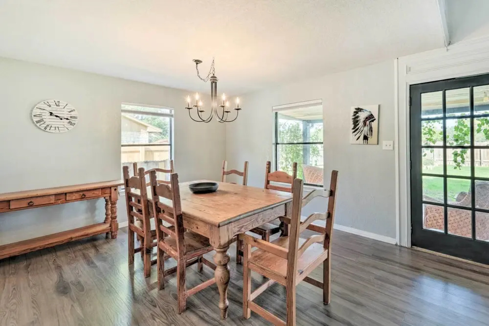 Pet-friendly Lockhart Home w/ Private Yard!