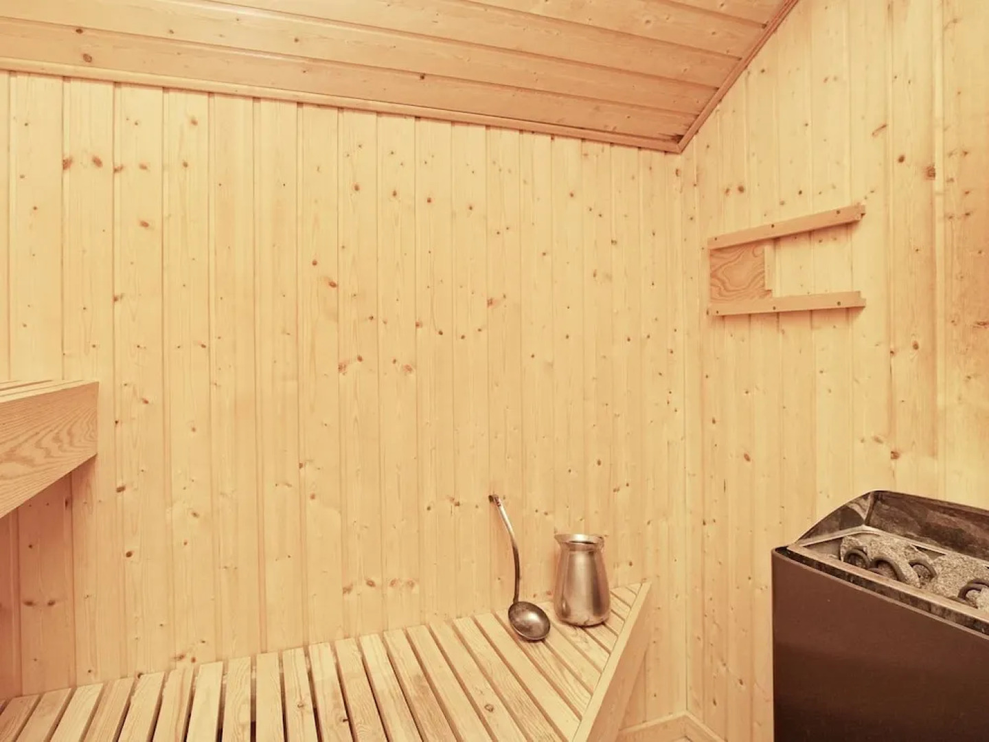 Inviting Holiday Home in Henne With Solarium