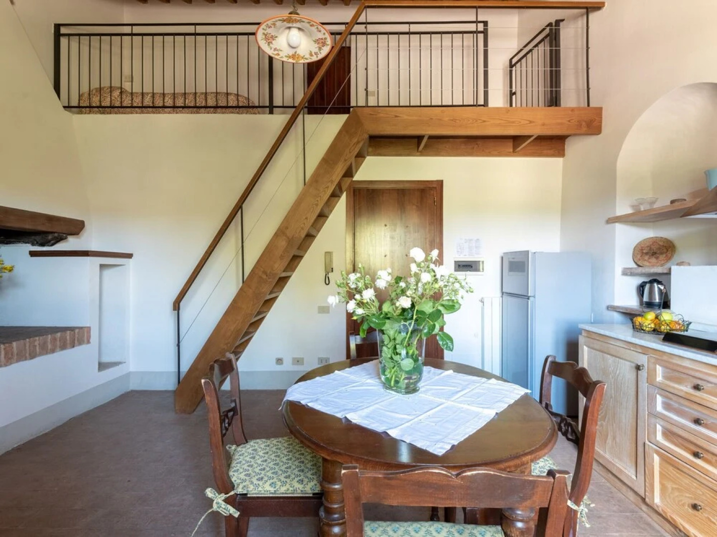 Vintage Apartment in Rapolano Terme with Swimming Pool