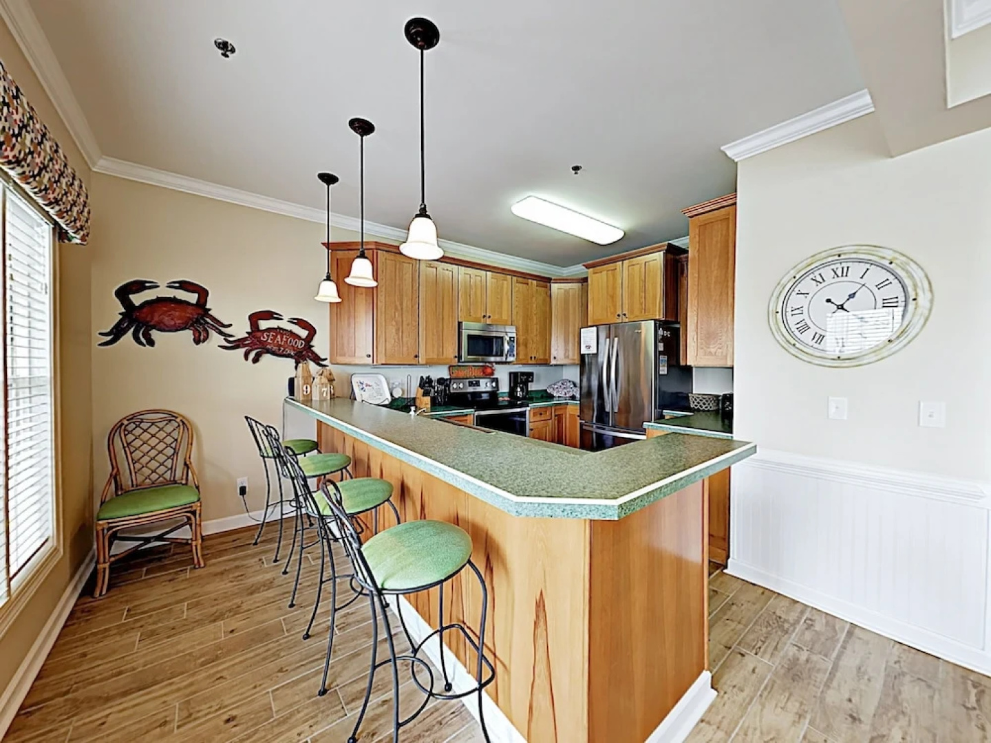 New Listing! Crabby 5: Pool, Hot Tub, Beach, Golf 4 Bedroom Condo