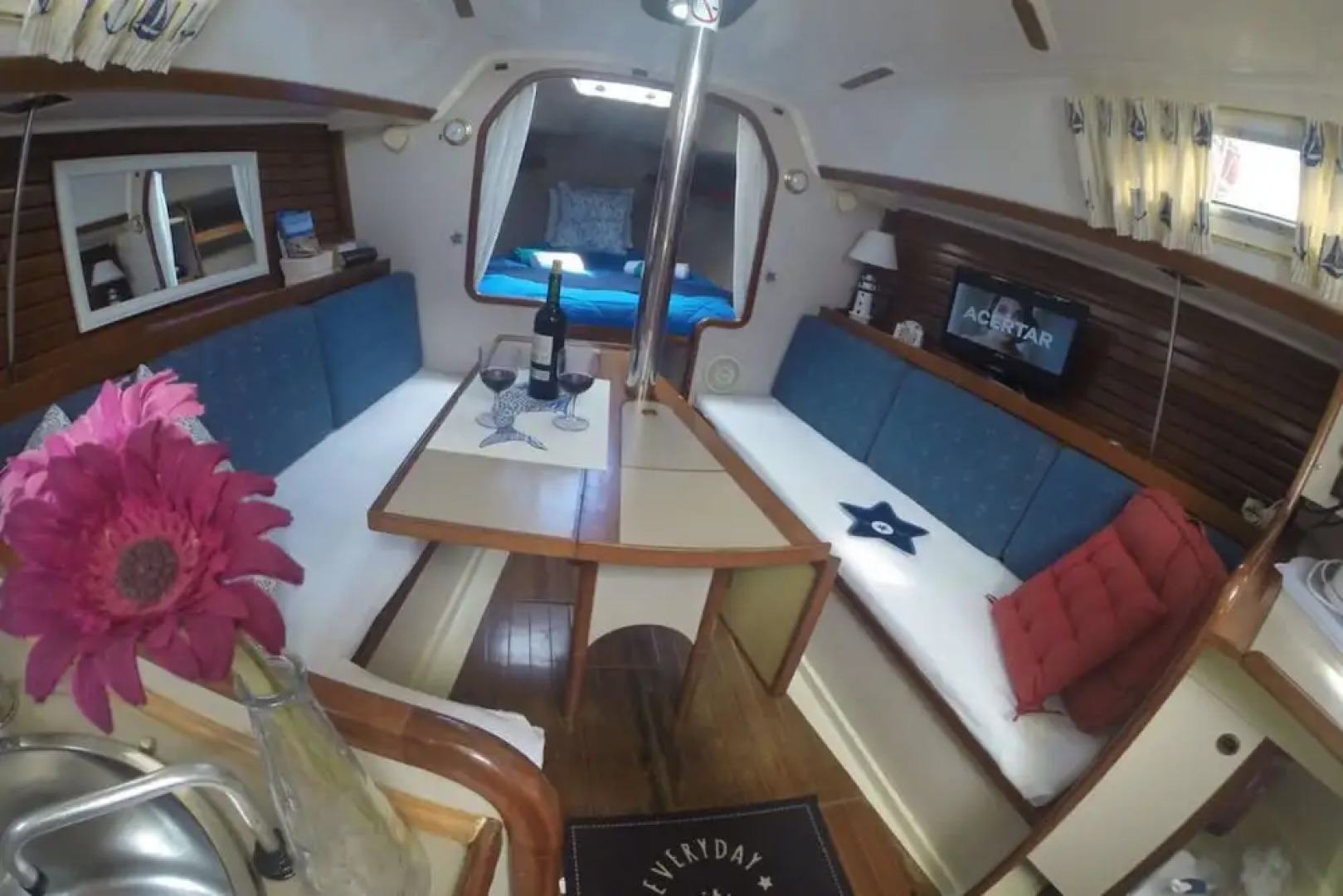 Sailboat Holiday Experience