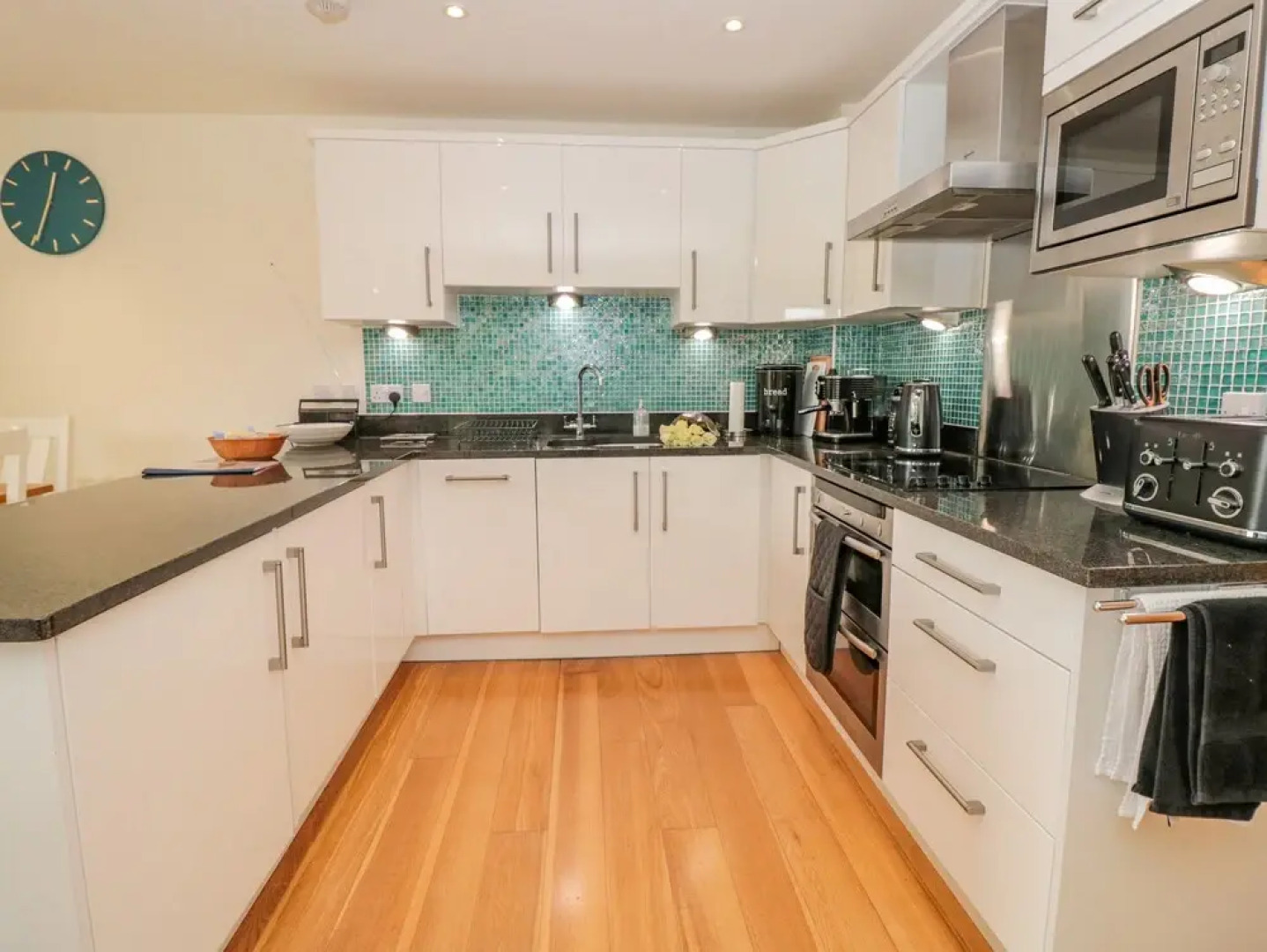 Kestrel, 19 Dartmouth Green