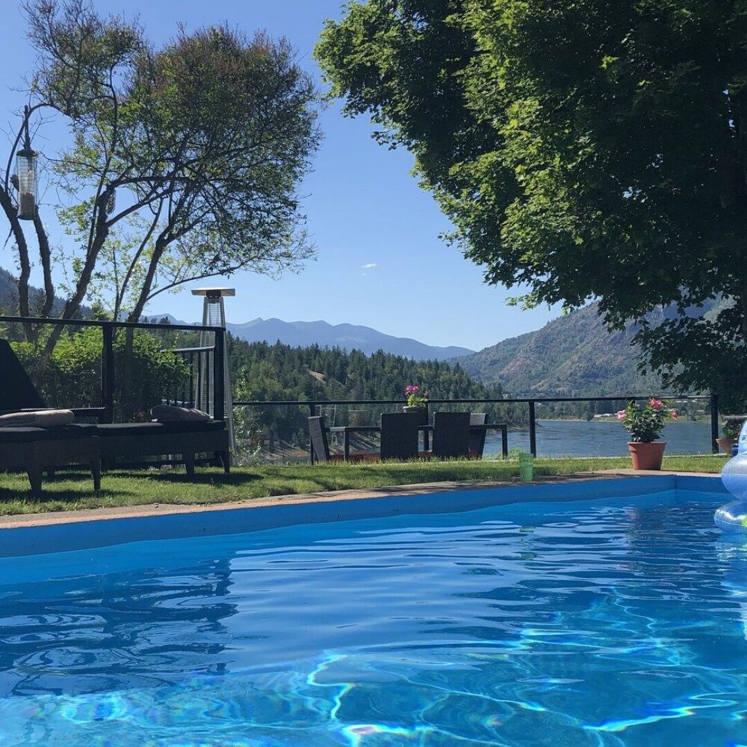 Wolfs Den On The River