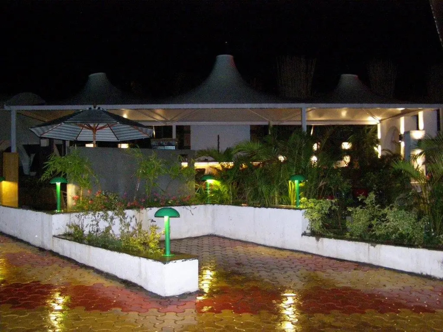 Hotel Sanai Residency