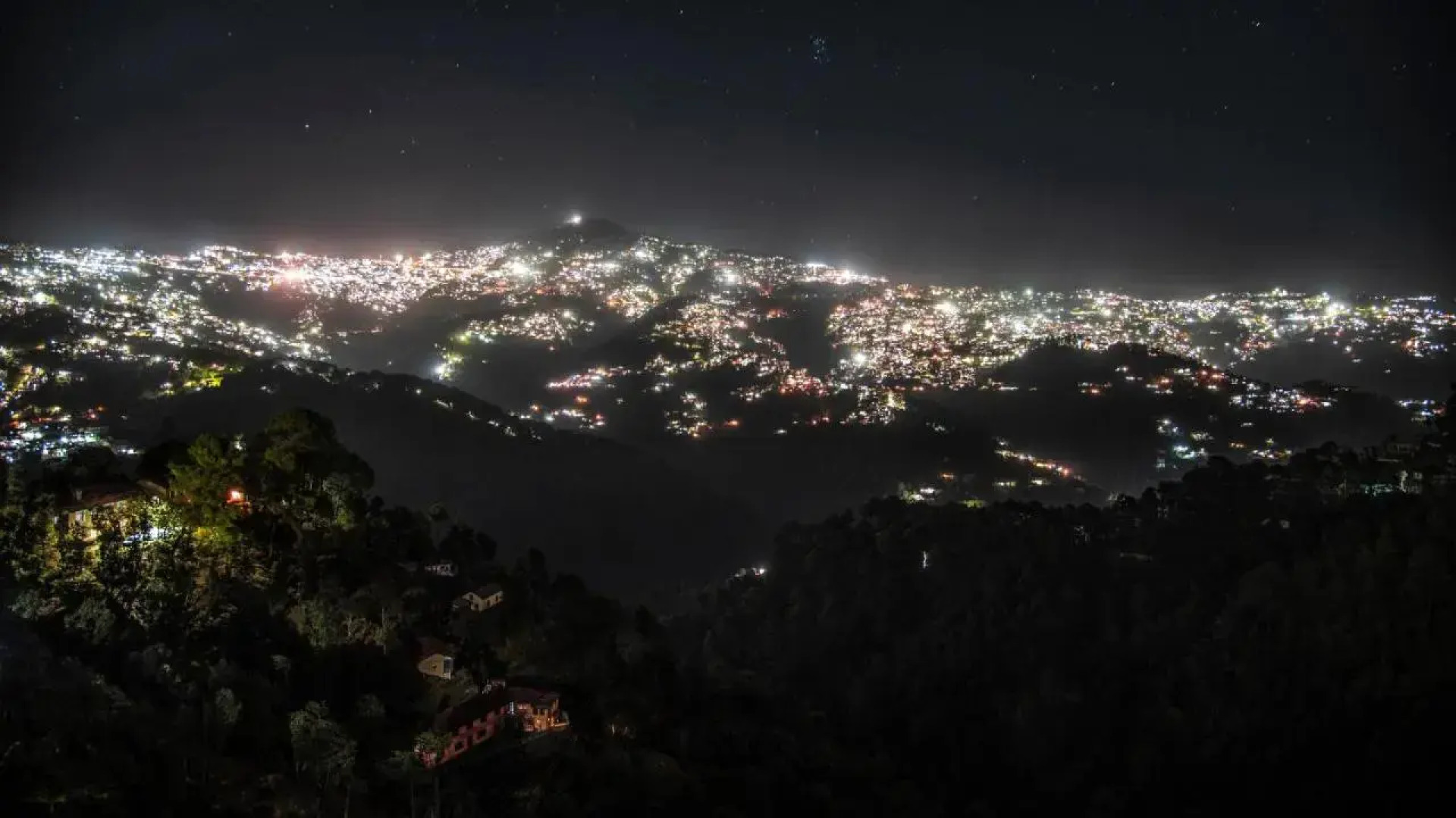 Hotel Sukh Sagar Regency