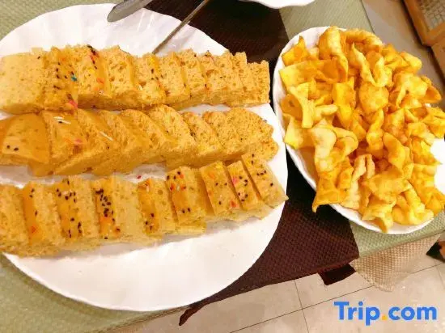 Yunshang Tianhe Hotel (Khorgos Guomen Scenic Spot)