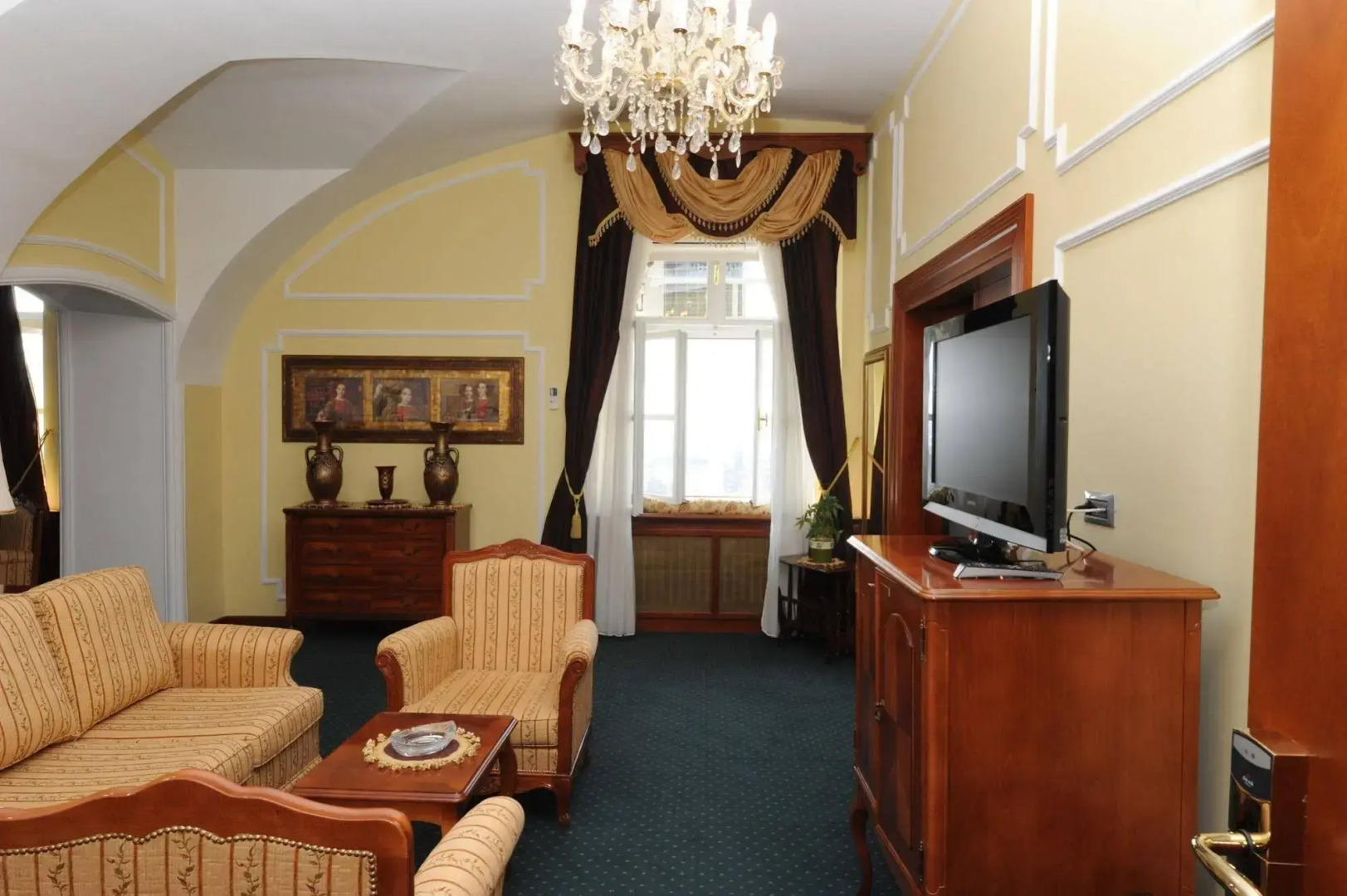 Garni Hotel Leopold I