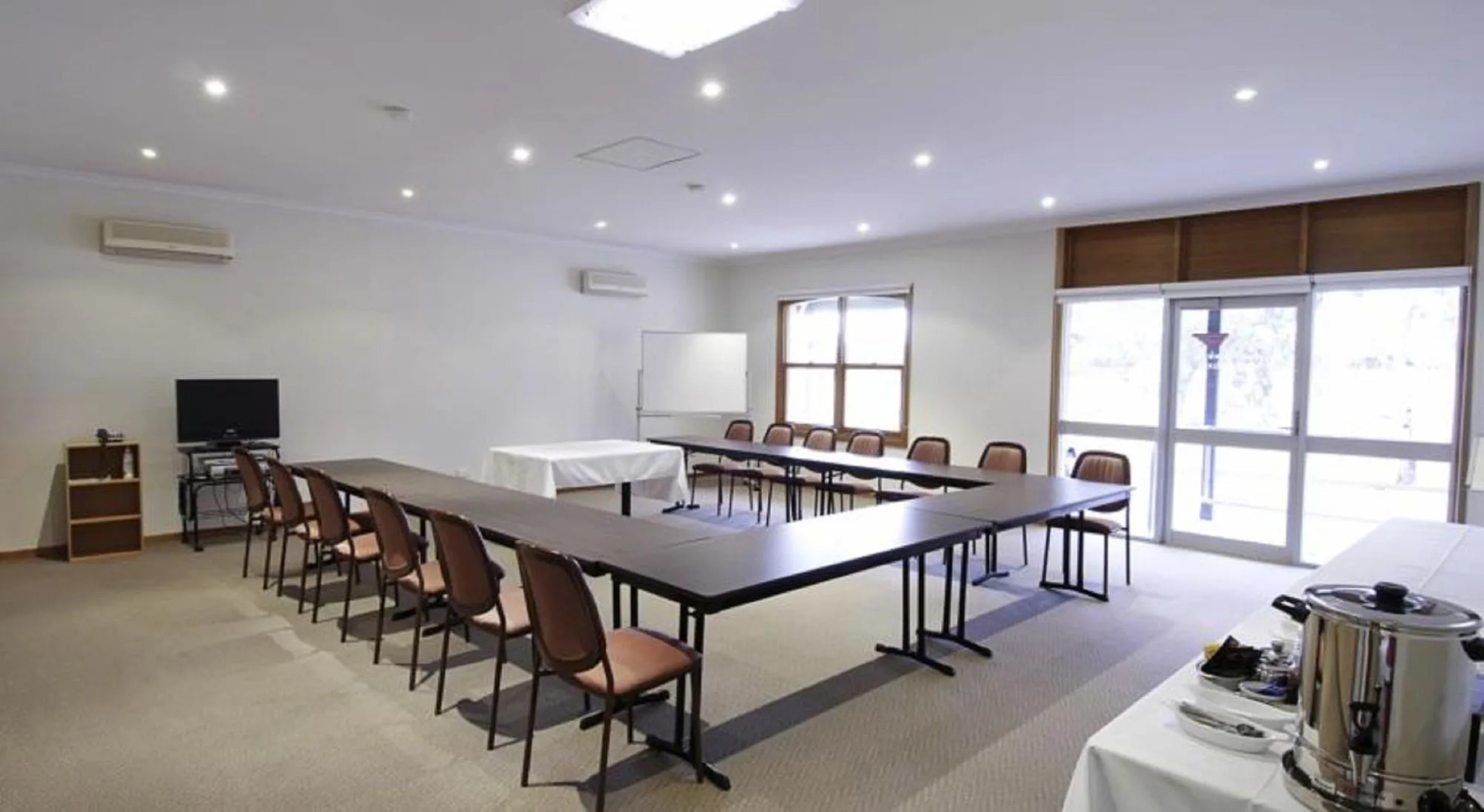 The Standpipe Golf Motor Inn