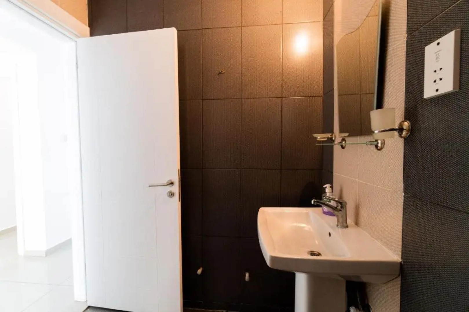 Spacious Three-Bedroom Apartment with Sea View A2