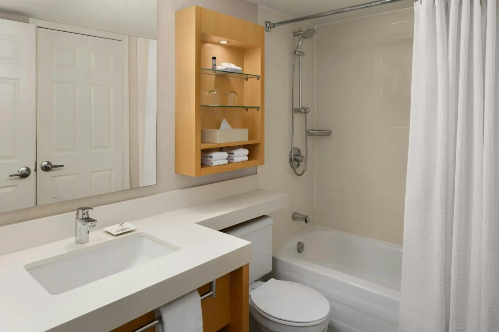 Delta Hotels by Marriott Whistler Village Suites