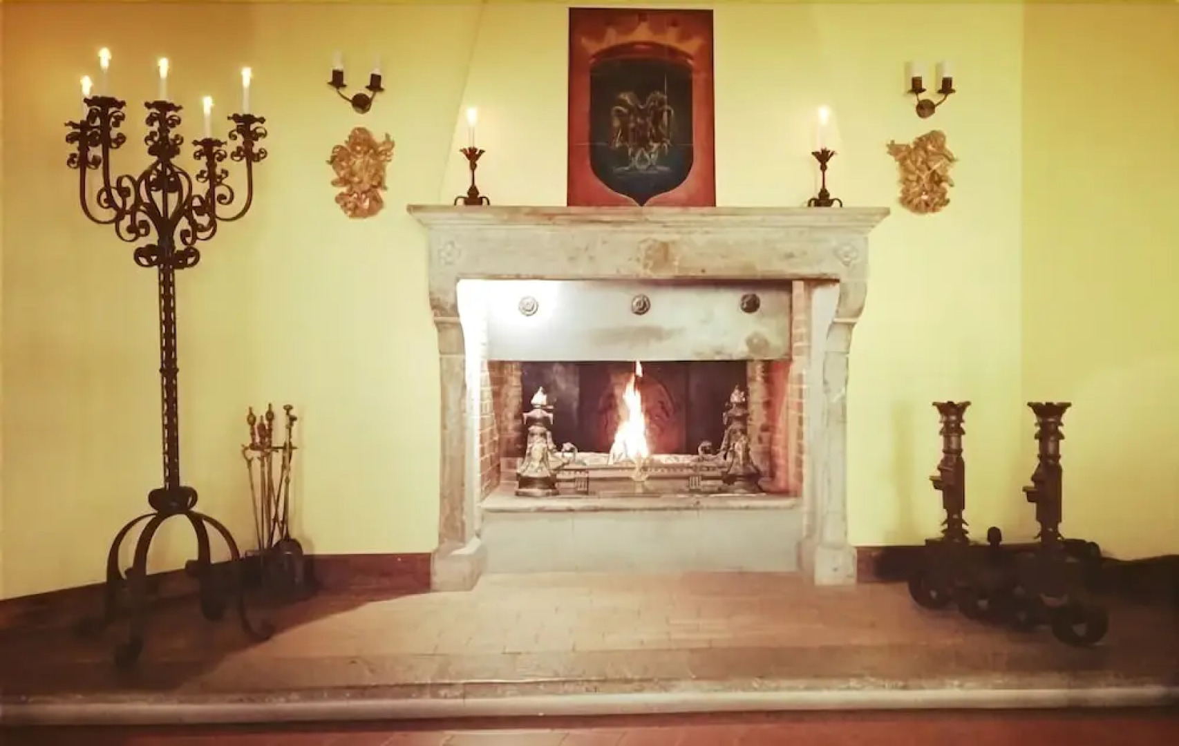 Il Castello Dei Principi Sanseverino