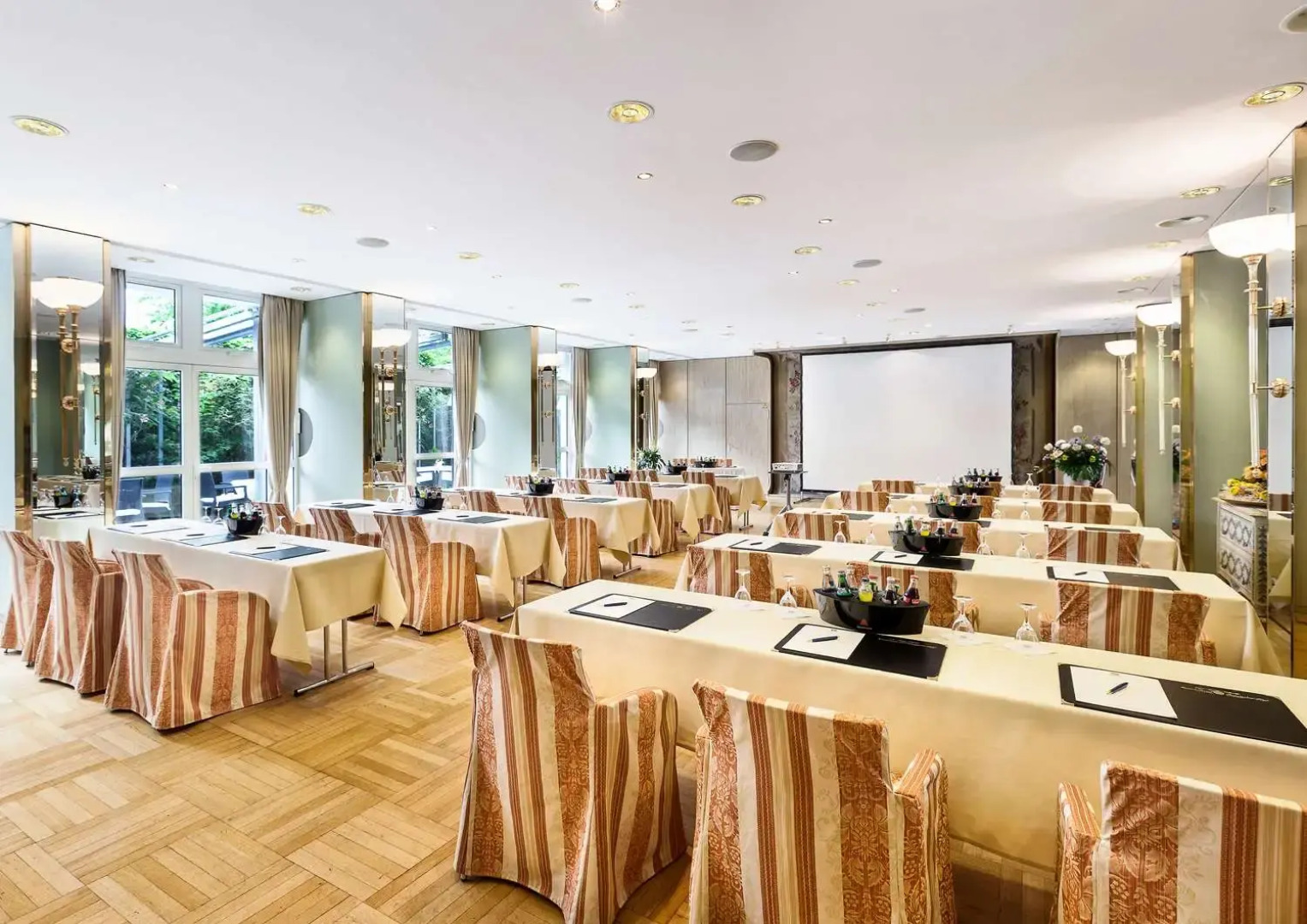 Best Western Premier Grand Hotel Russischer Hof