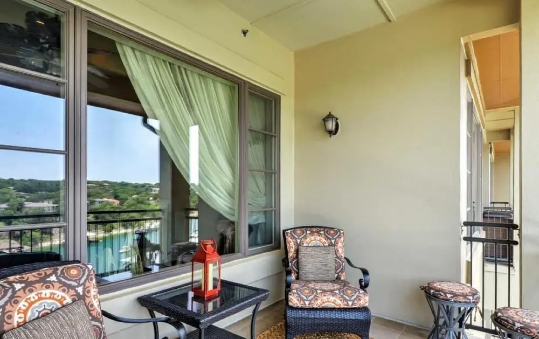 THE Living Local Lakeway Cove on Lake Travis