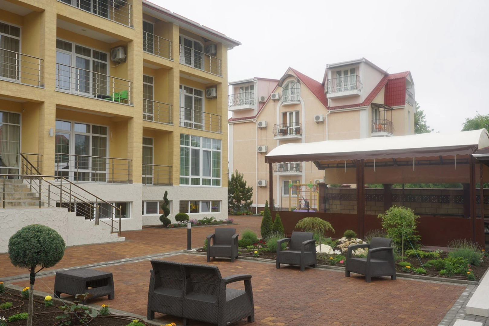 Золотой лев (Песчаное)