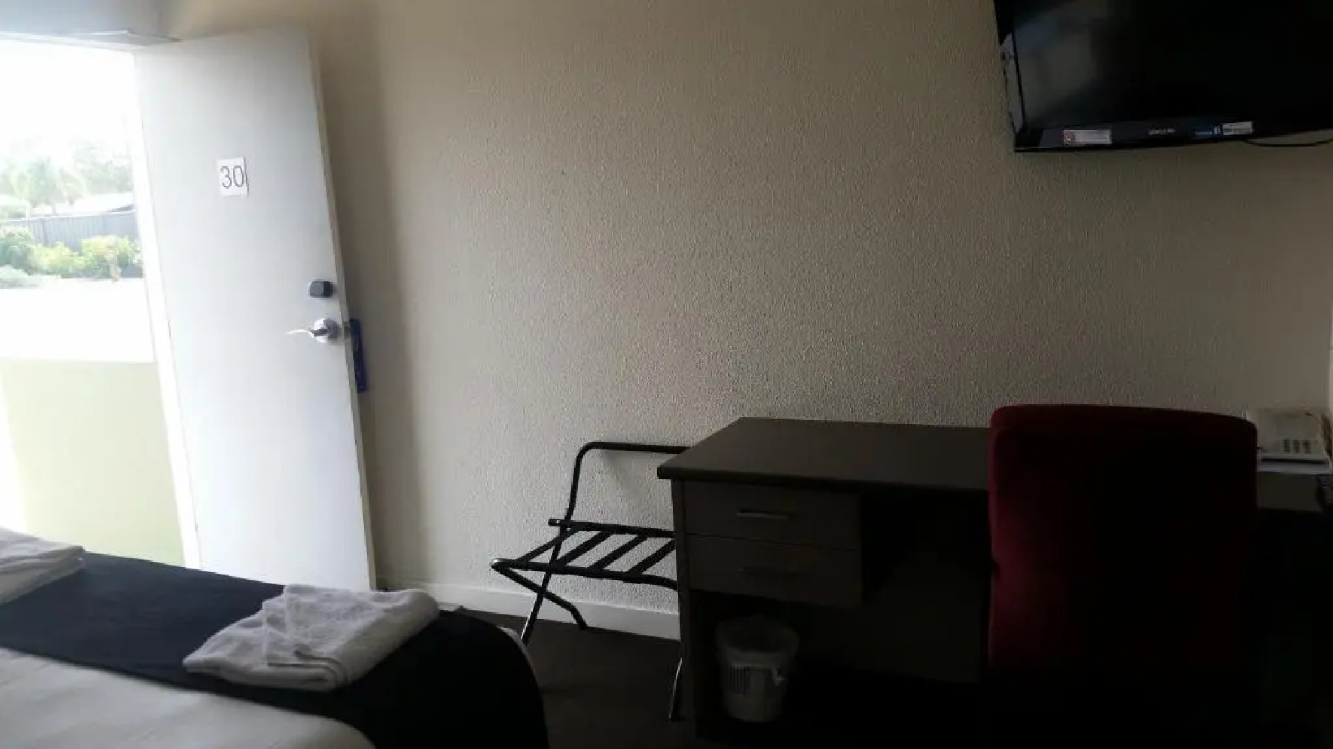 Dooleys Capella Tavern and Motel