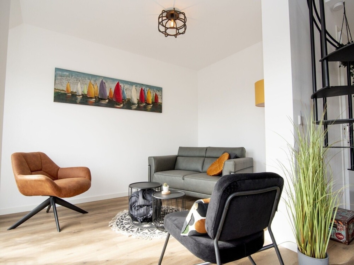 Bright Apartment Within Walking Distance of the Sneekermeer