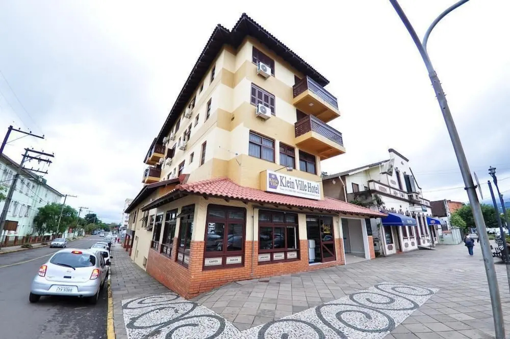 Hotel Klein Vllle Plus