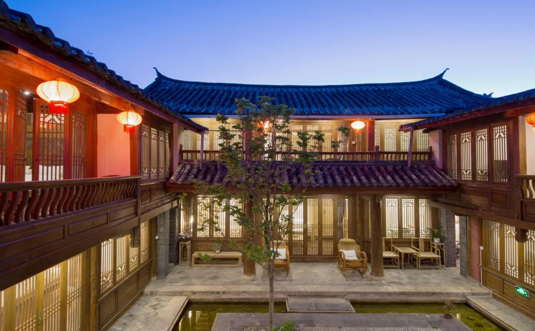 Lijiang Ancient Bridge Inn