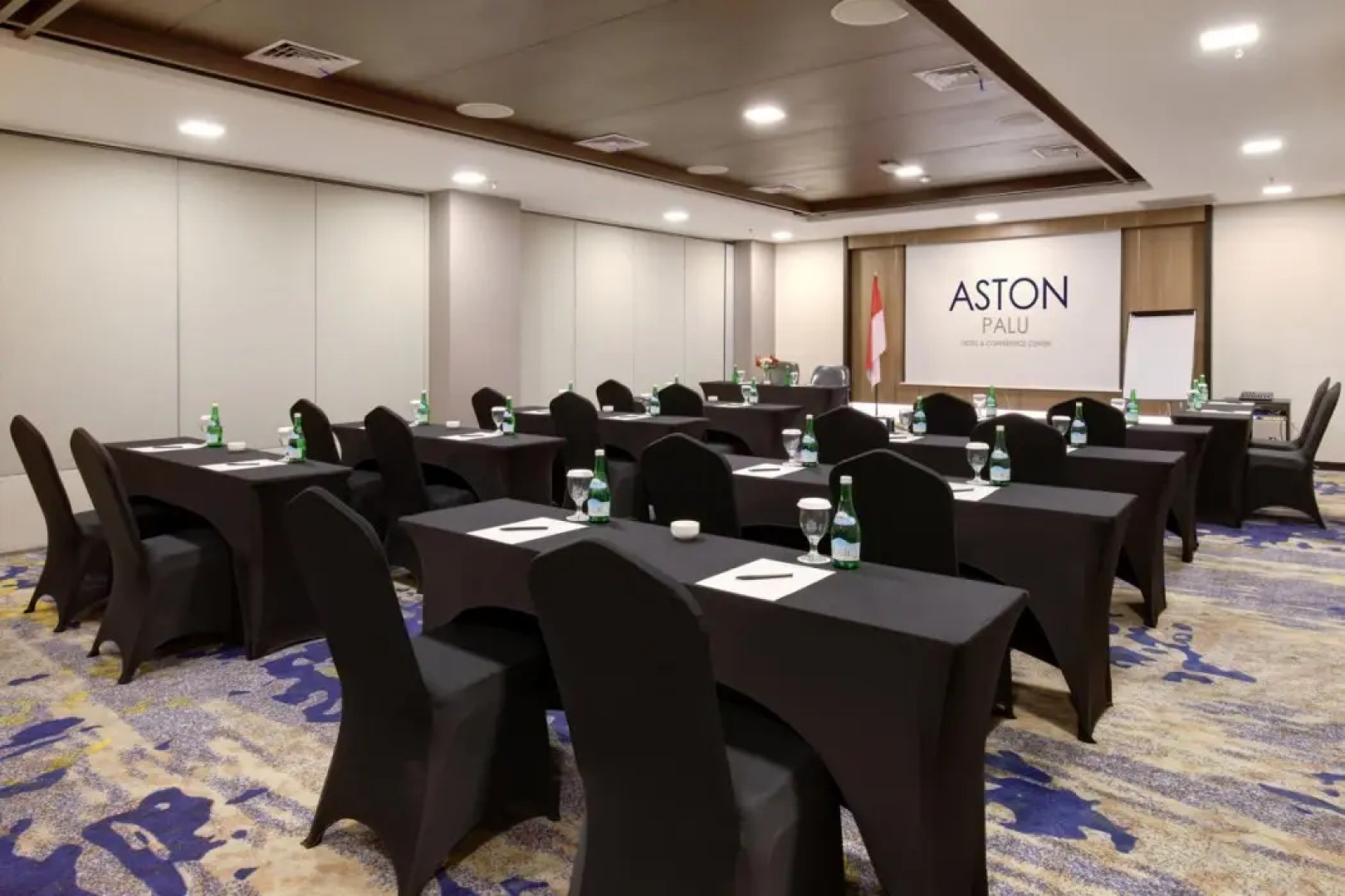 Aston Palu Hotel & Conference Center