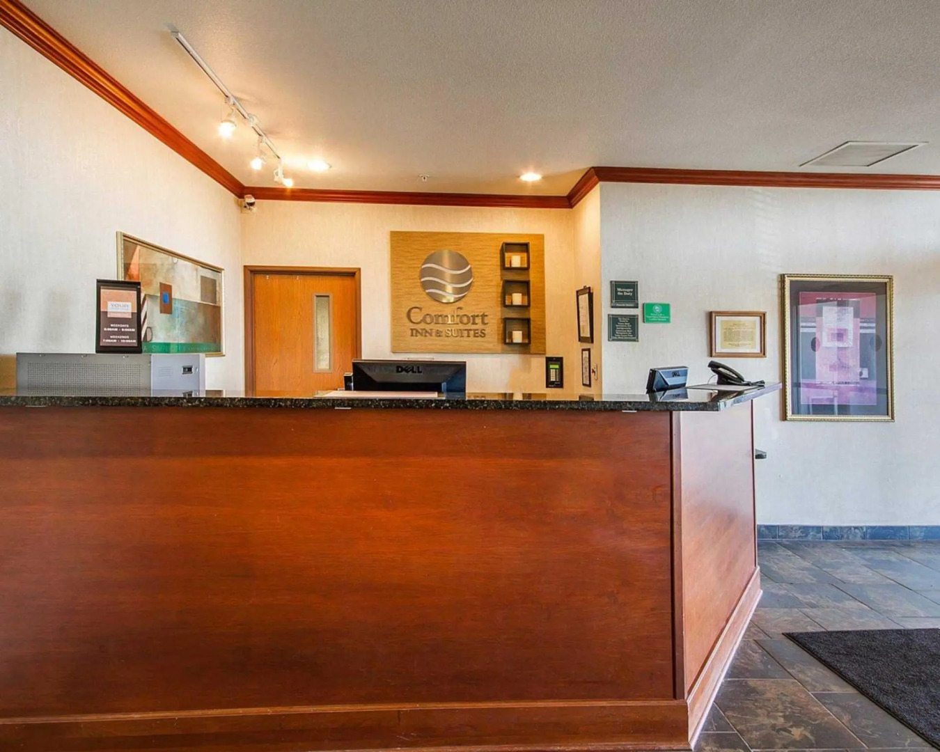 Comfort Inn & Suites Madison North