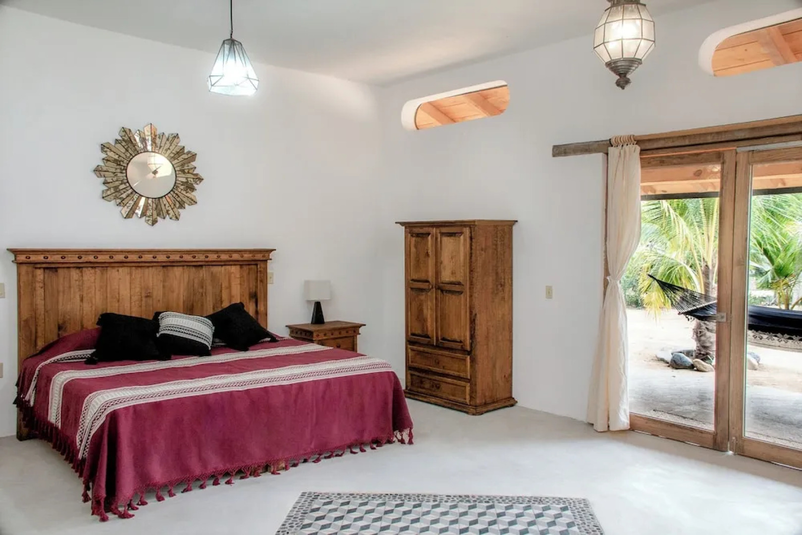 El MURO MAJAHUA RETREAT CENTER