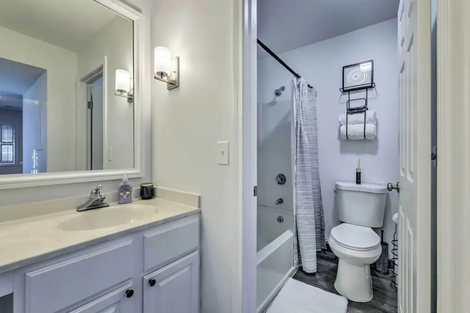 Norwich 'the Villas': Near Mohegan Sun Casino