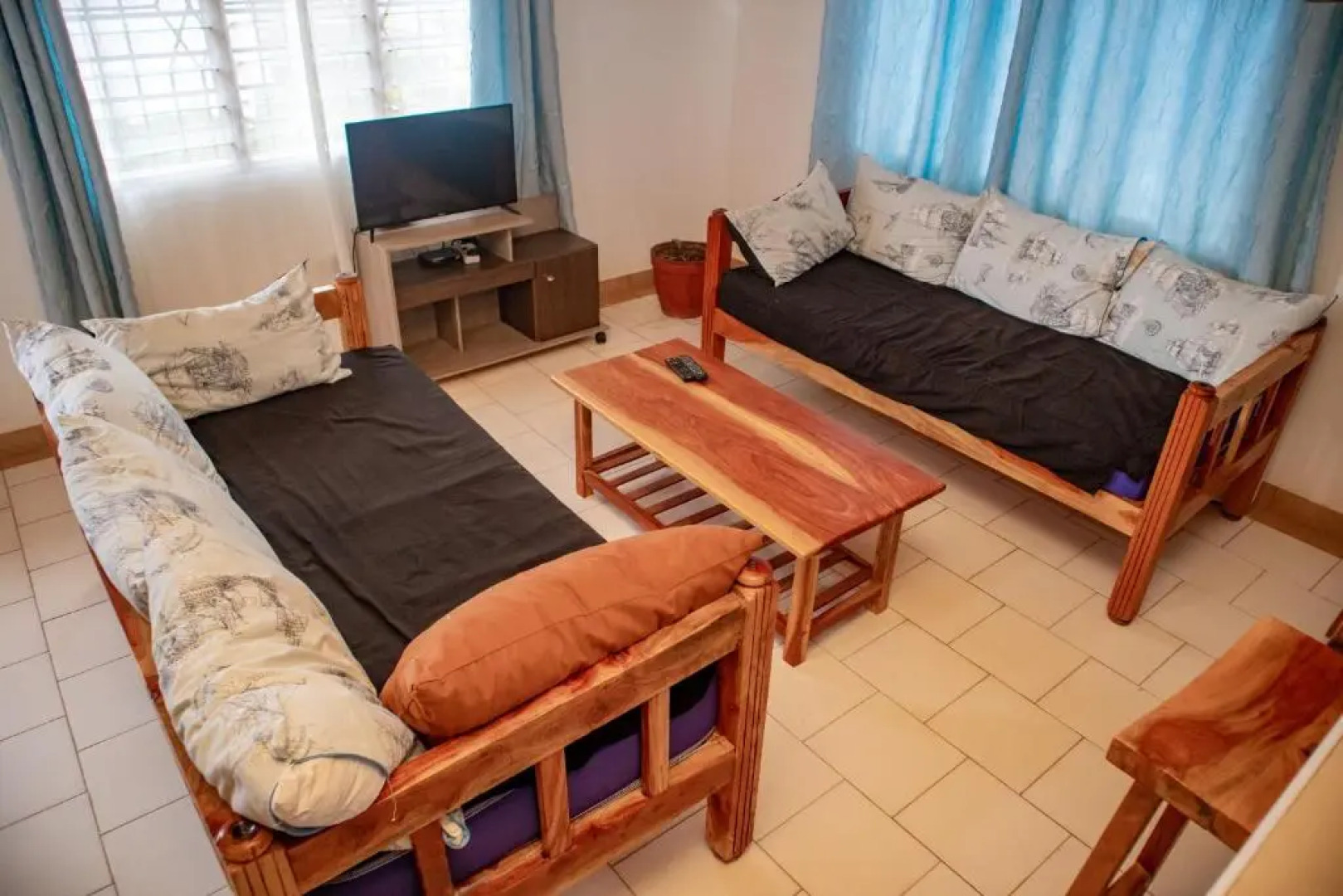 Zuri a secure private affordable modern house!