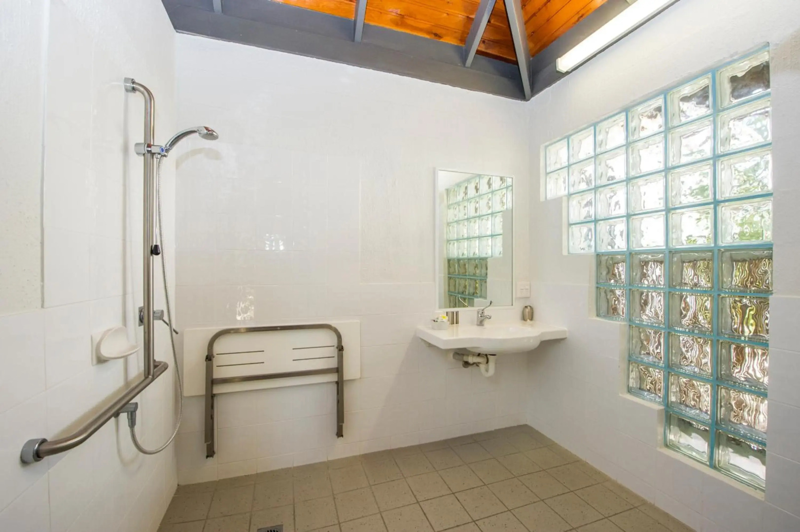 Island Leisure Resort