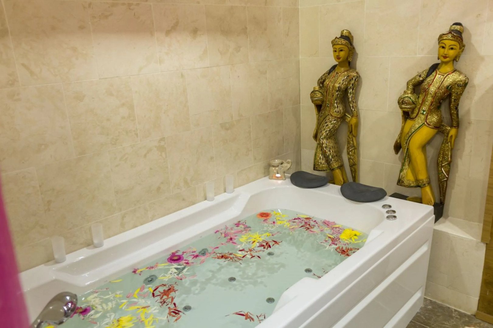 Wise Hotel & SPA - Adult Only