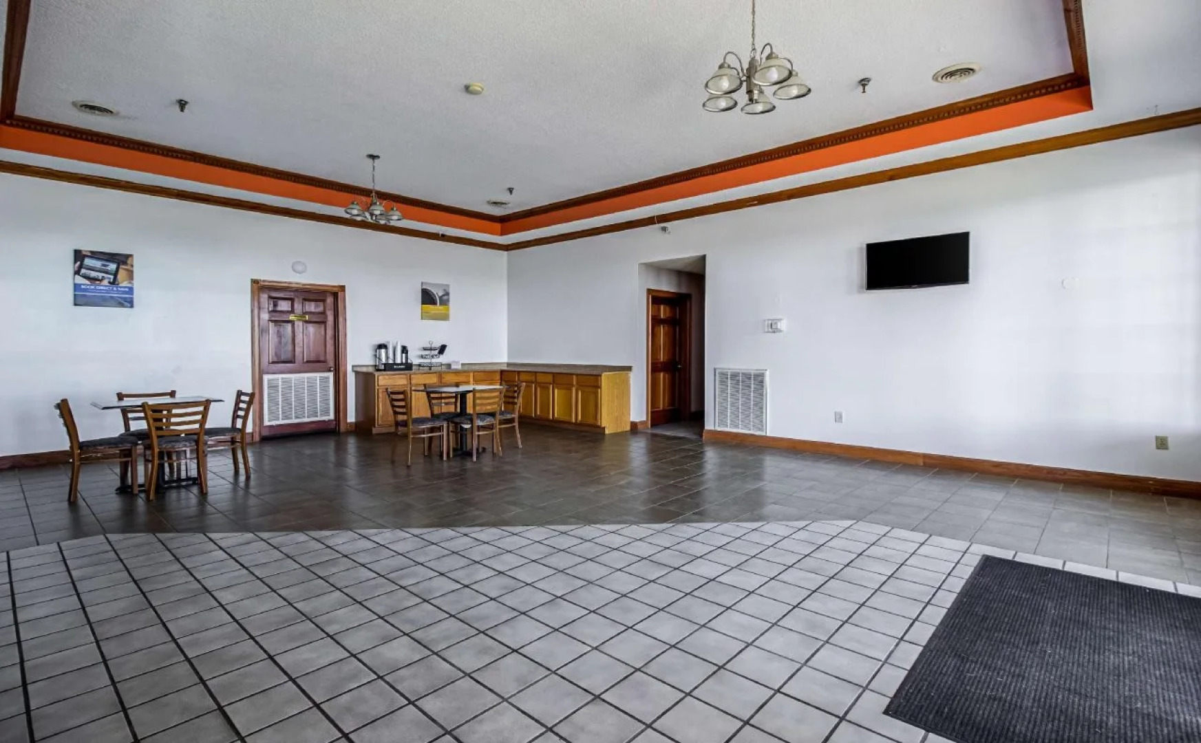 Motel 6 Grand Rivers, KY