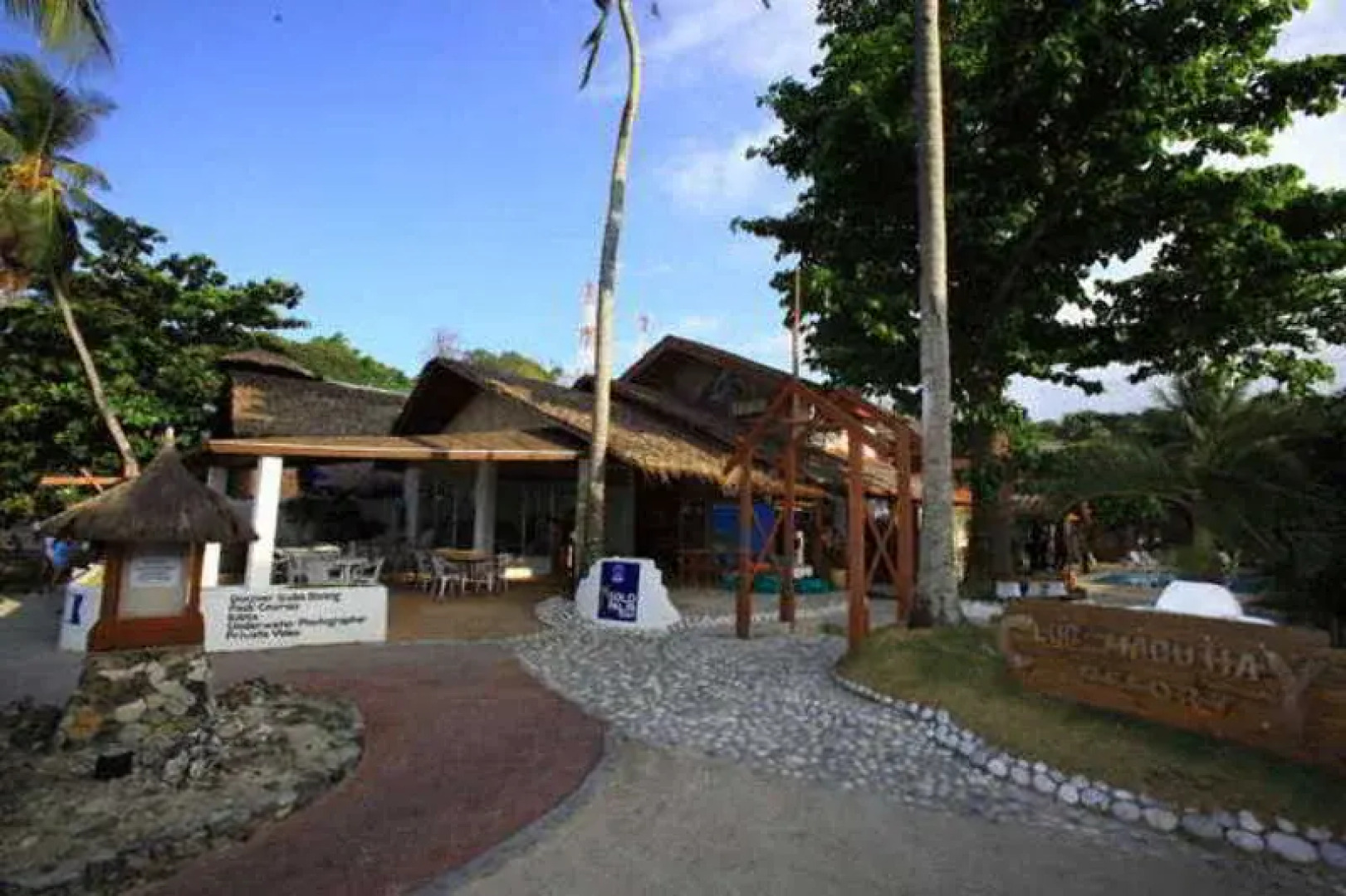 Club Mabuhay Lalaguna Resort