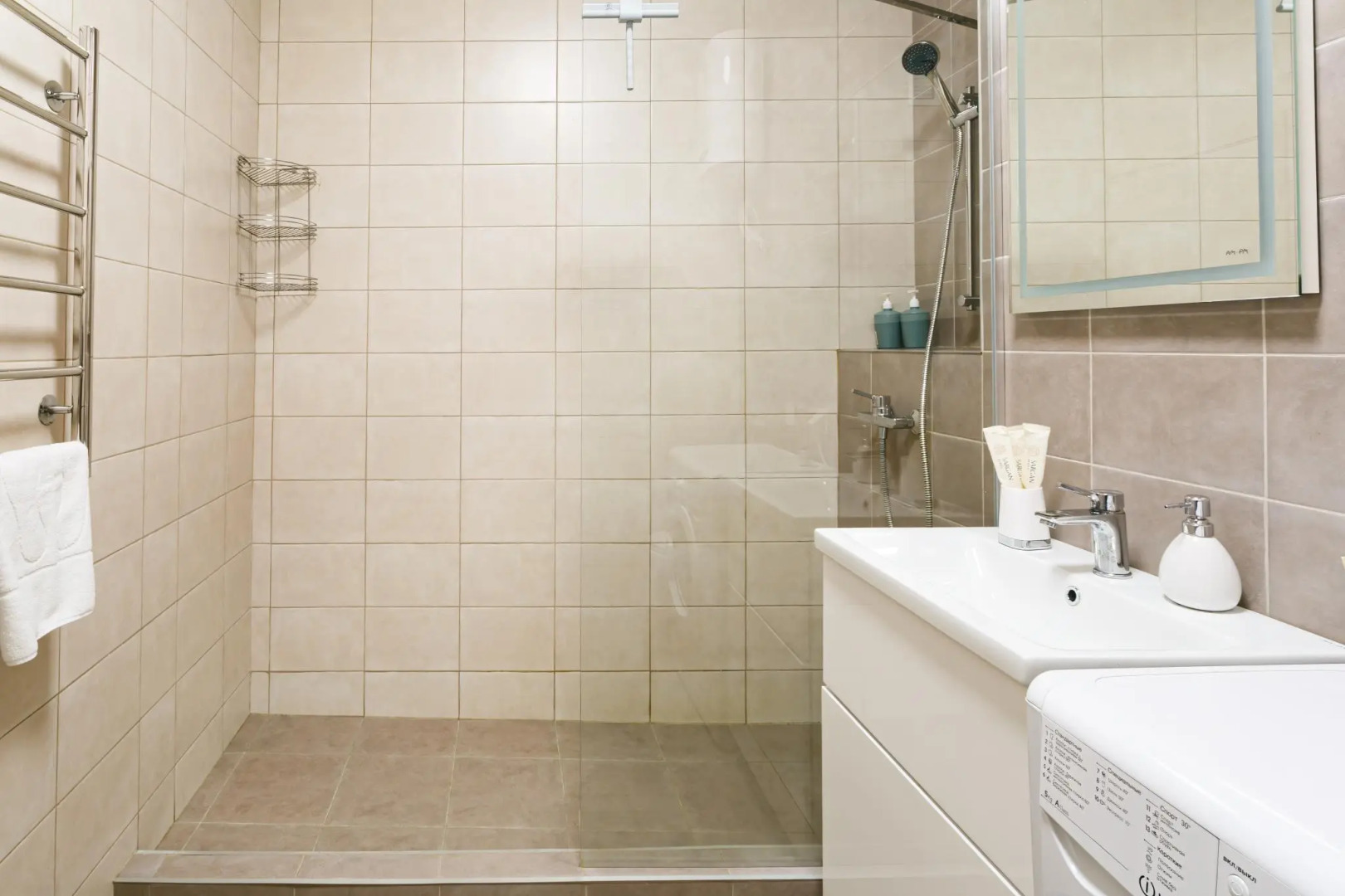 SeApart. Апартаменты на Васильевском (бывш. Апартаменты на Среднем проспекте)