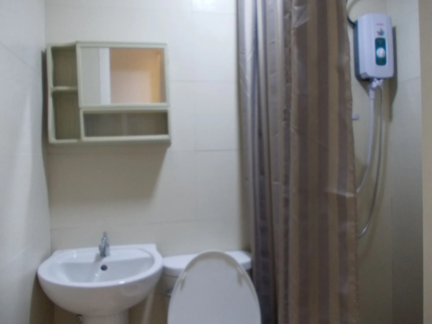 ZEN Rooms Makati City Hall