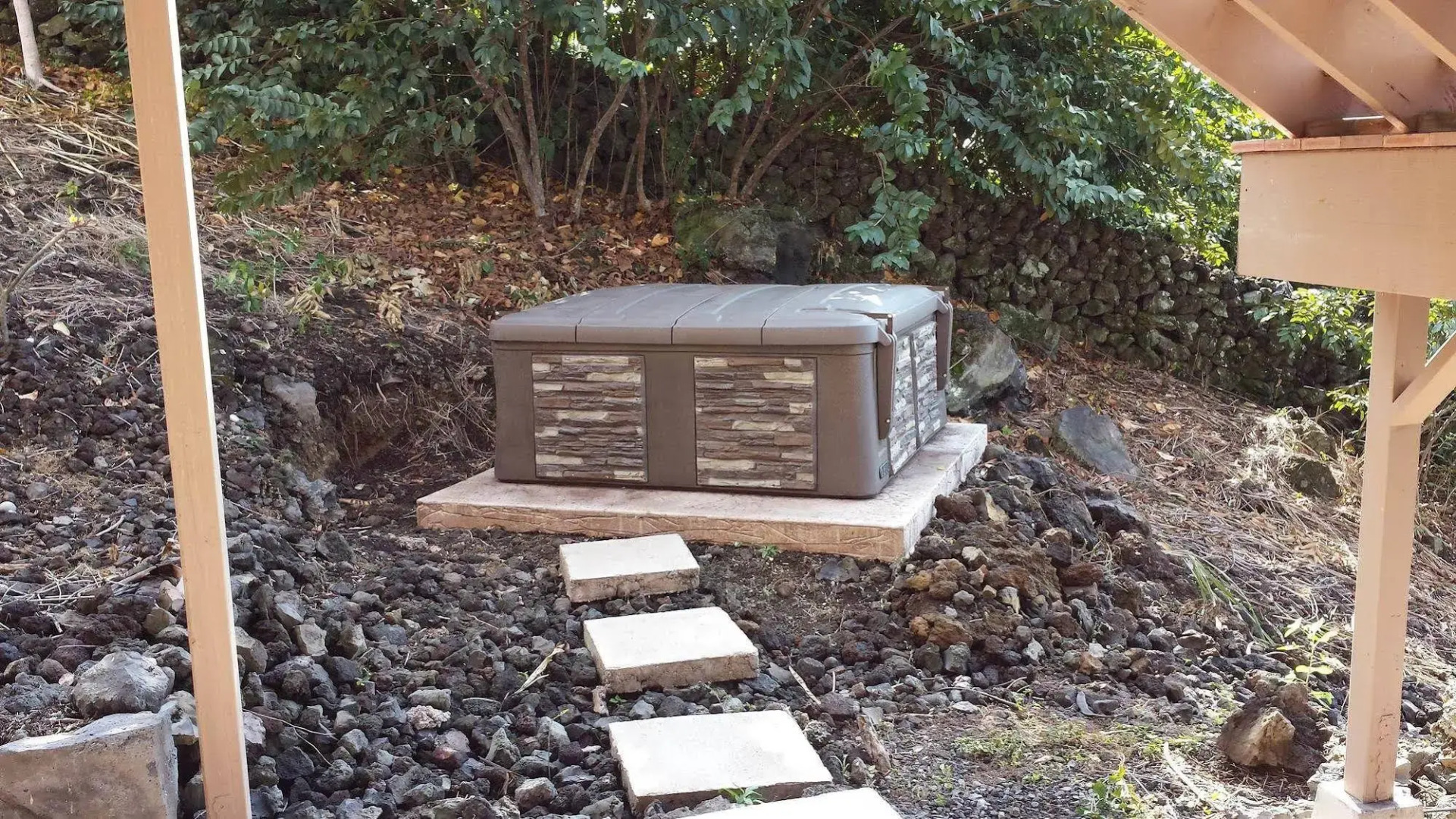 Kona Palace in Captain Cook