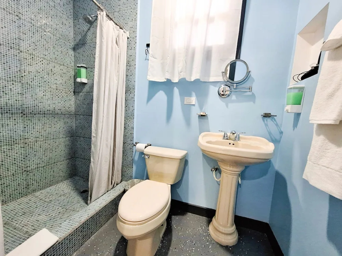 Harbour View Boutique Hotel & Wellness Retreat