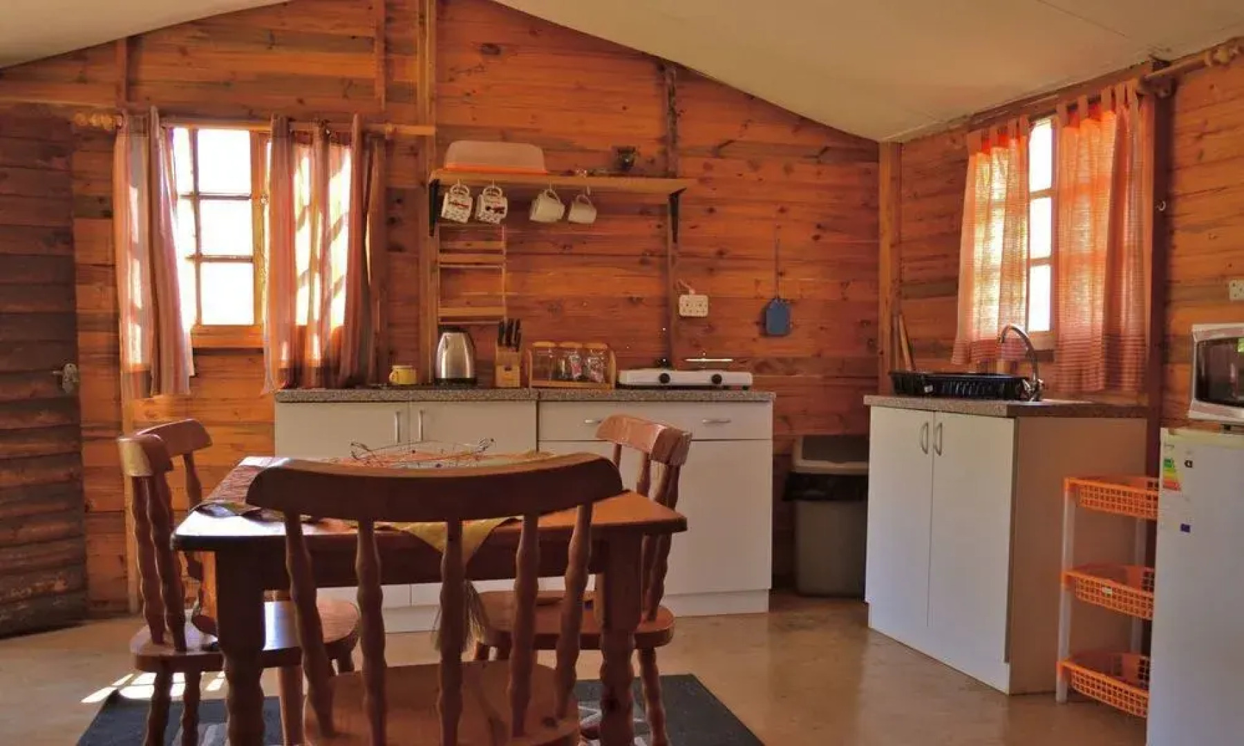 Lydenrust Guest Farm and Horse Trails